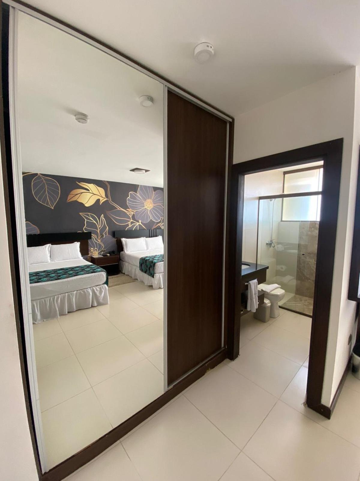 Mai Suites Apart Hotel Santa Cruz de La Sierra Exteriér fotografie