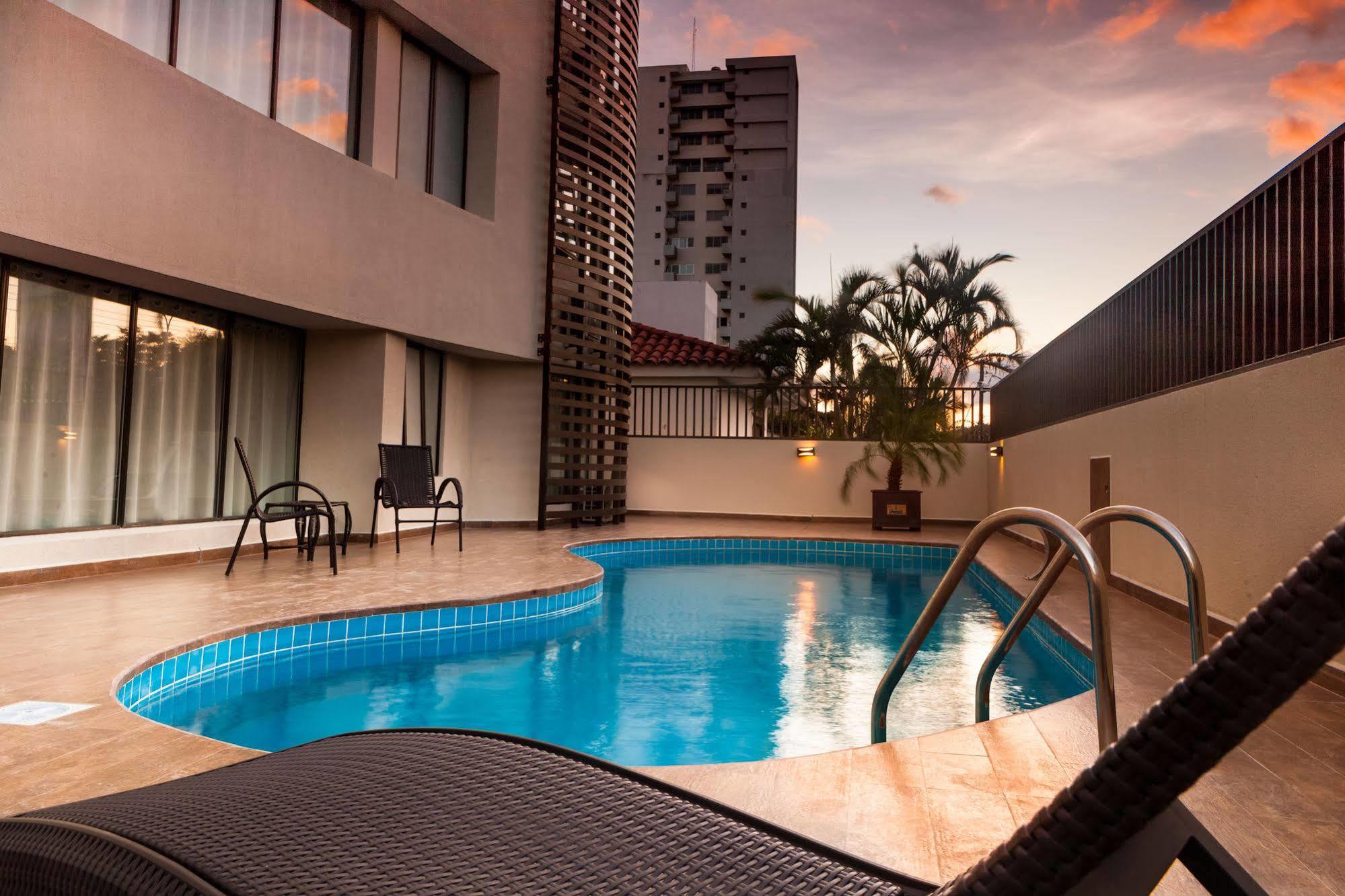 Mai Suites Apart Hotel Santa Cruz de La Sierra Exteriér fotografie